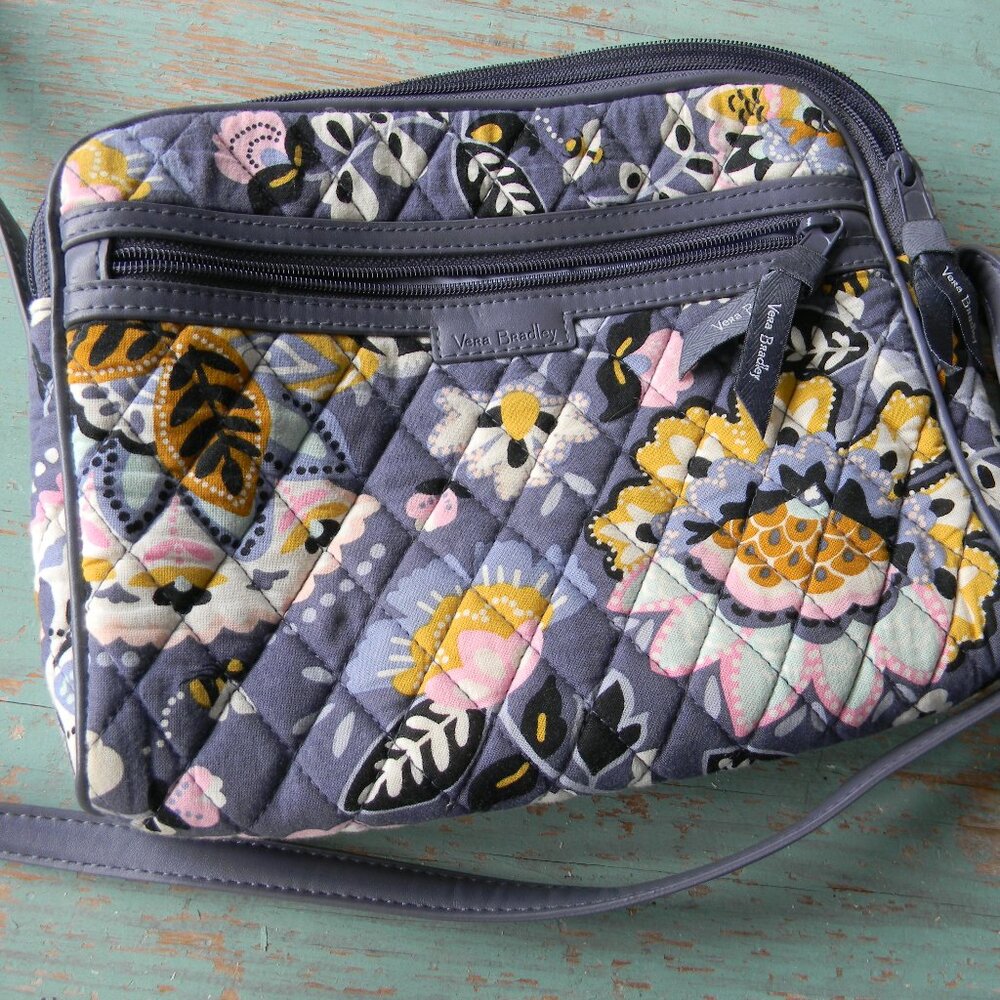 VERA BRADLEY CHARMONT MEADOW GRAY FLORAL CROSSBODY BAG